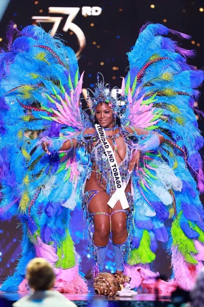 Thức dậy cùng lễ hội Trinidad and Tobago Carnival đặc sắc