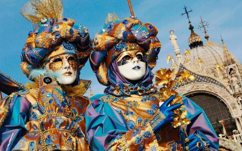 Thức dậy cùng lễ hội Vincenza Carnival đặc sắc