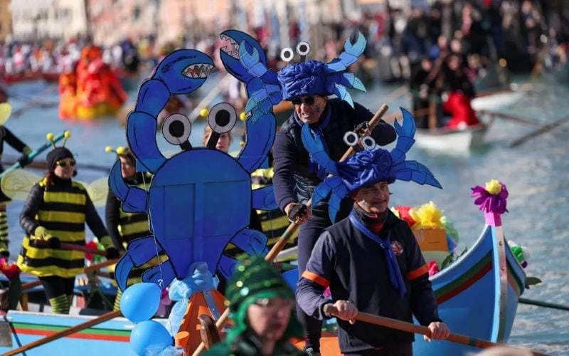 Lạc lối trong lễ hội Vincenza Carnival cuốn hút