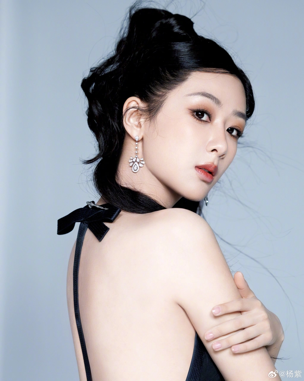 Tin tức Dương Tử hẹn hò luôn được fan quan tâm.