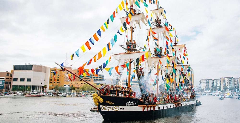 Lễ hội gasparilla pirate nổi tiếng với chủ đề hải tặc sôi động