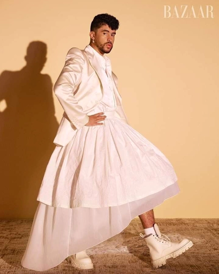 Bad Bunny với biểu cảm ấn tượng