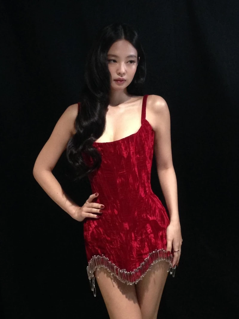 Khám phá Jennie Blackpink phong cách thời trang nổi bật