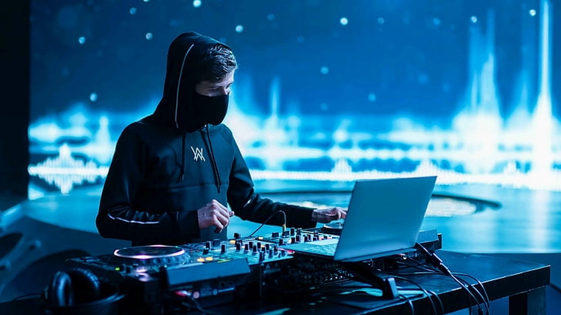 Alan Walker Wallpaper cực chất với phong cách bí ẩn quen thuộc