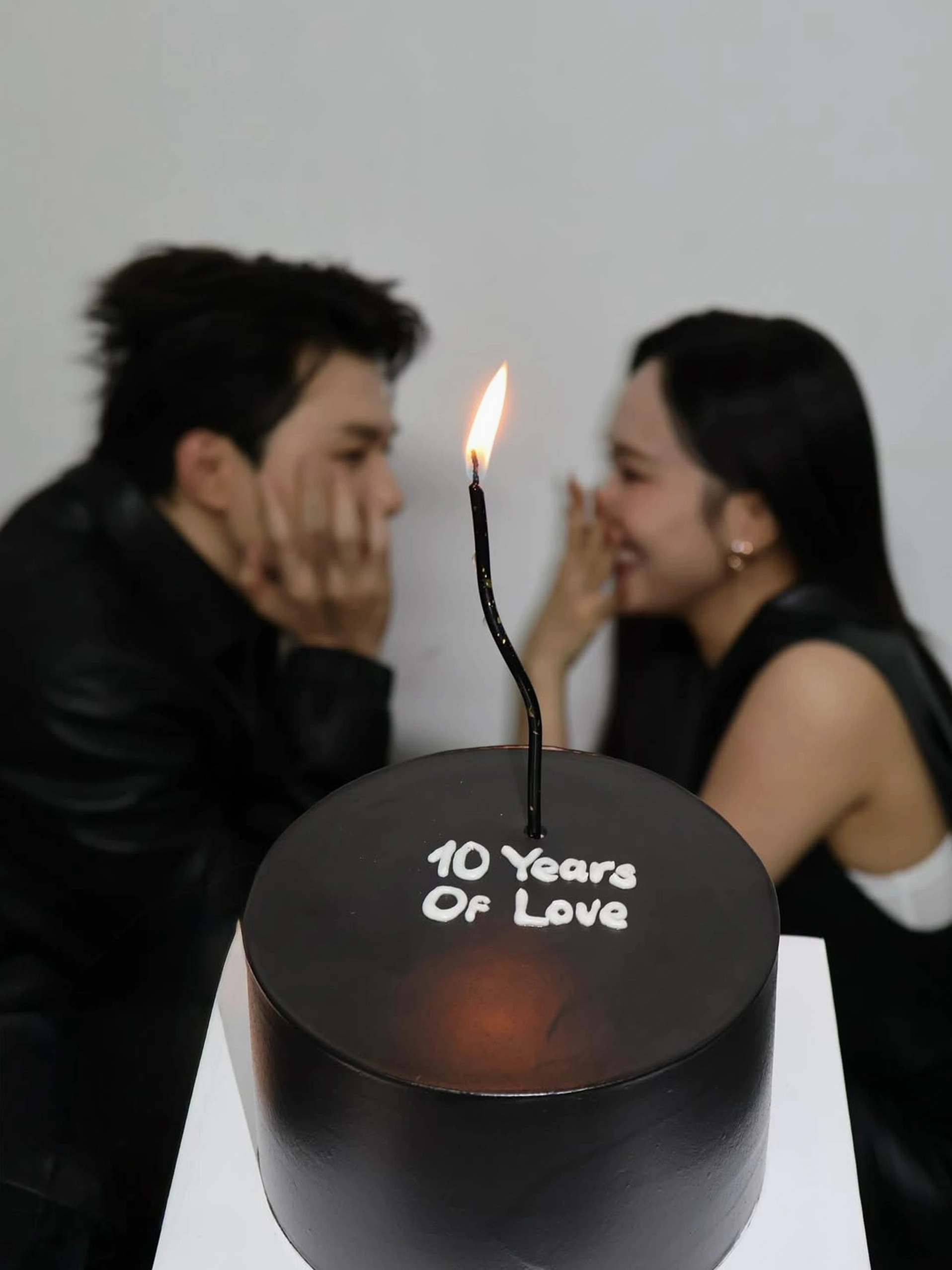 Ảnh Diệu Nhi đọ sắc vóc gợi cảm quyến rũ trong thiết kế thời trang sang trọng