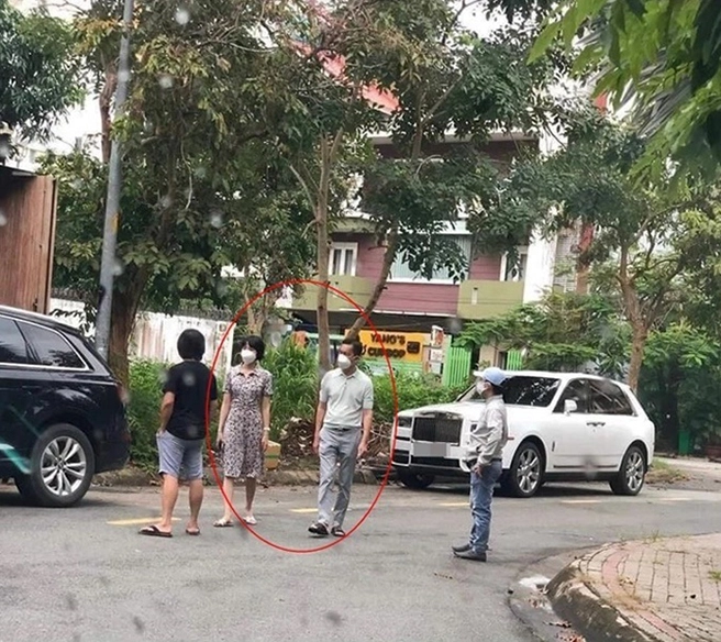 Bức ảnh chân dung Hiền Hồ toát lên thần thái sang chảnh quyến rũ
