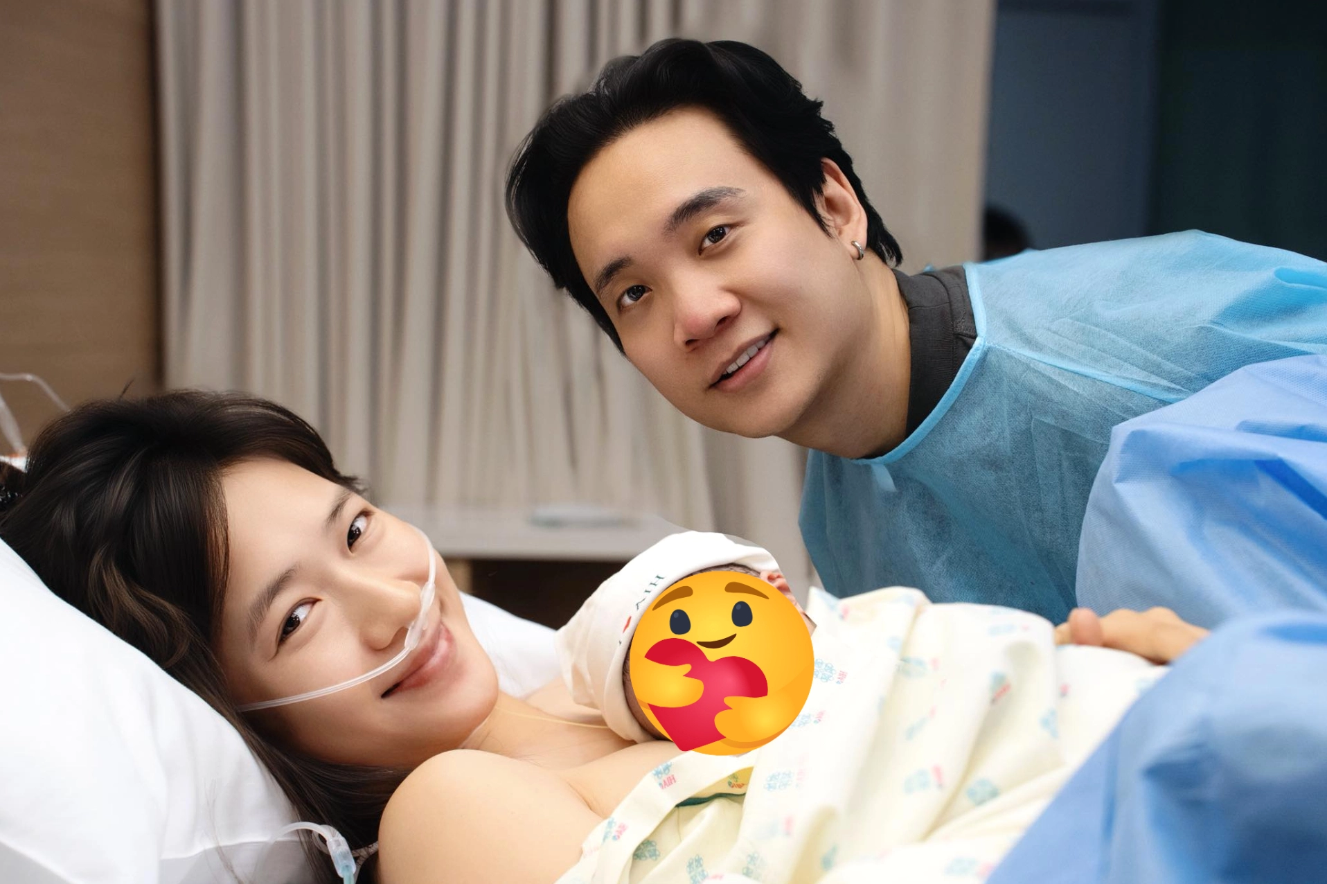 Bức ảnh nam ca sĩ hài hước ghép mặt mình vào ảnh đưa vợ đi đẻ khiến cộng đồng mạng thích thú