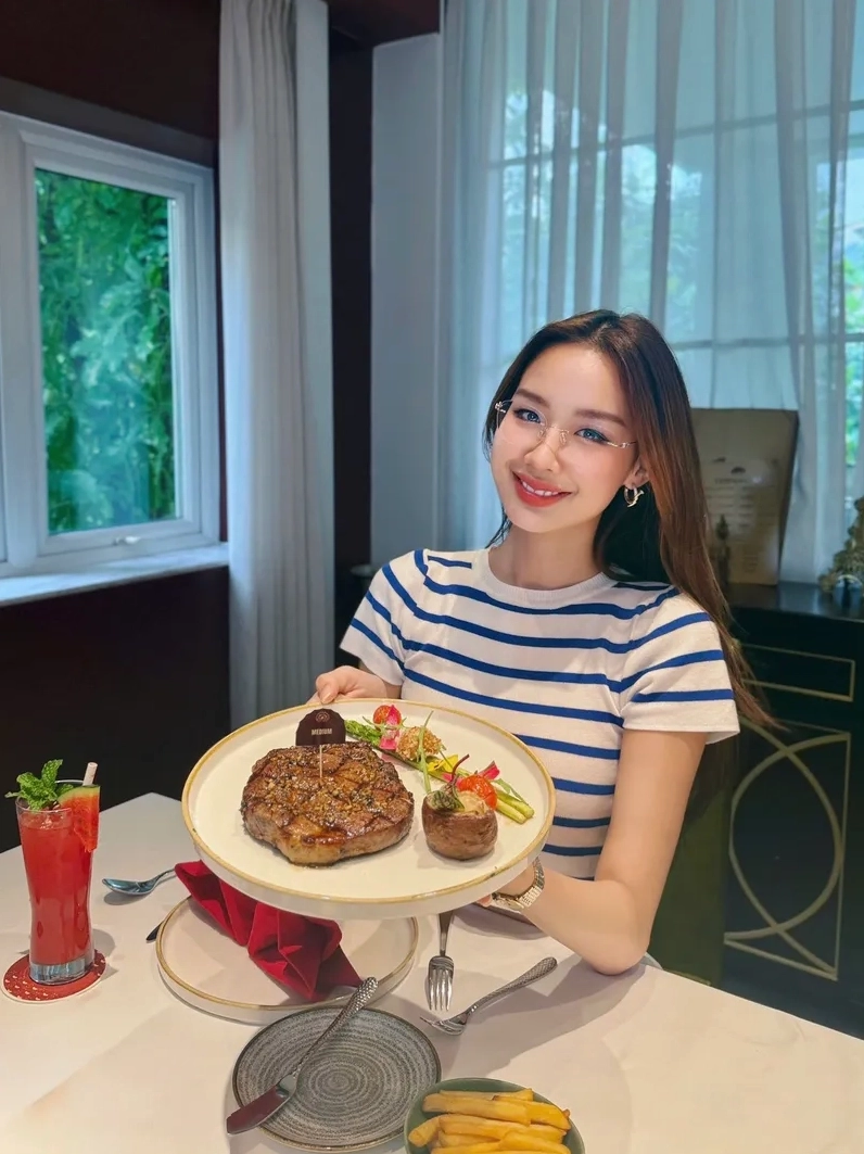 Cận cảnh vẻ đẹp không tì vết của hoa hậu Lê Nguyễn Bảo Ngọc