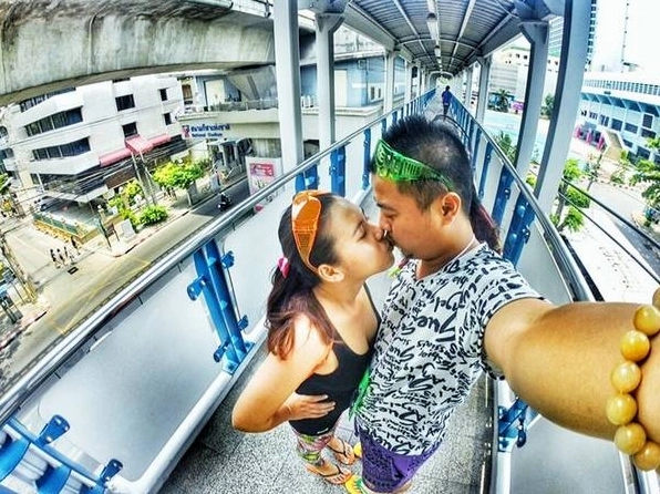 DJ Wang Trần và Thanh Nhân vui vẻ tại thủ đô Bangkok Thái Lan