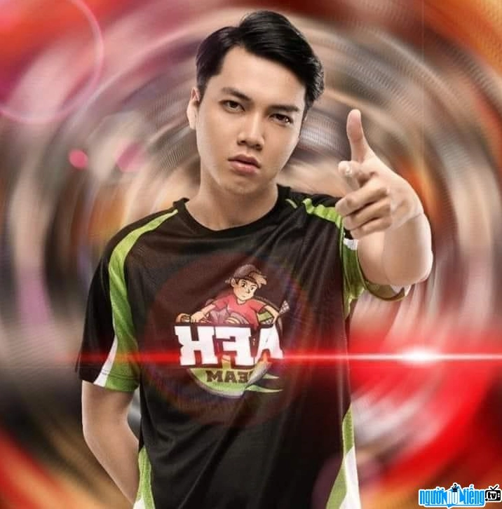 Hình ảnh streamer AS Mobile cực chất tại sự kiện Streamer Đại chiến với phong thái tự tin