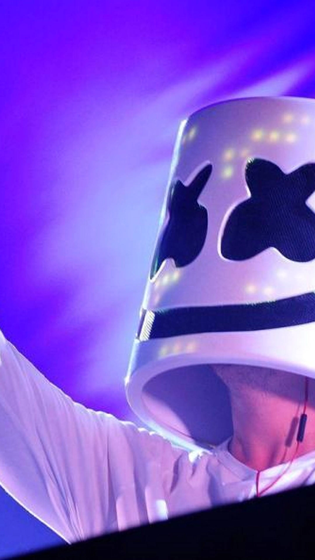Hình nền điện thoại Marshmello dưới ánh đèn tím huyền ảo