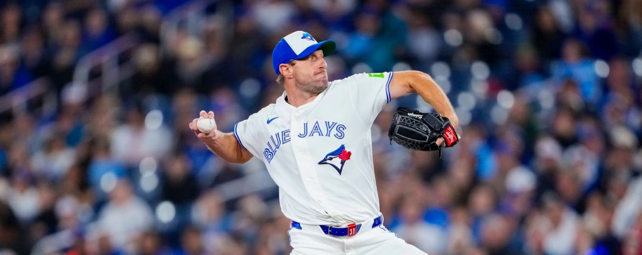 Max Scherzer chấn thương viêm gân cẳng tay và phải rời sân trong trận thua của Toronto Blue Jays