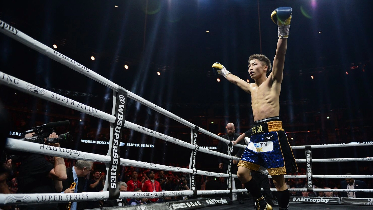 Naoya Inoue ăn mừng sau khi đánh bại võ sĩ Emmanuel Rodriguez vào năm 2019