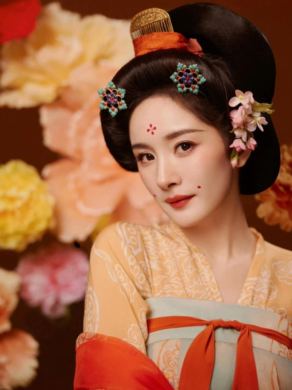 Nhan sắc xinh đẹp tuyệt trần đầy quyến rũ của Dương Mịch gây sốt cộng đồng mạng