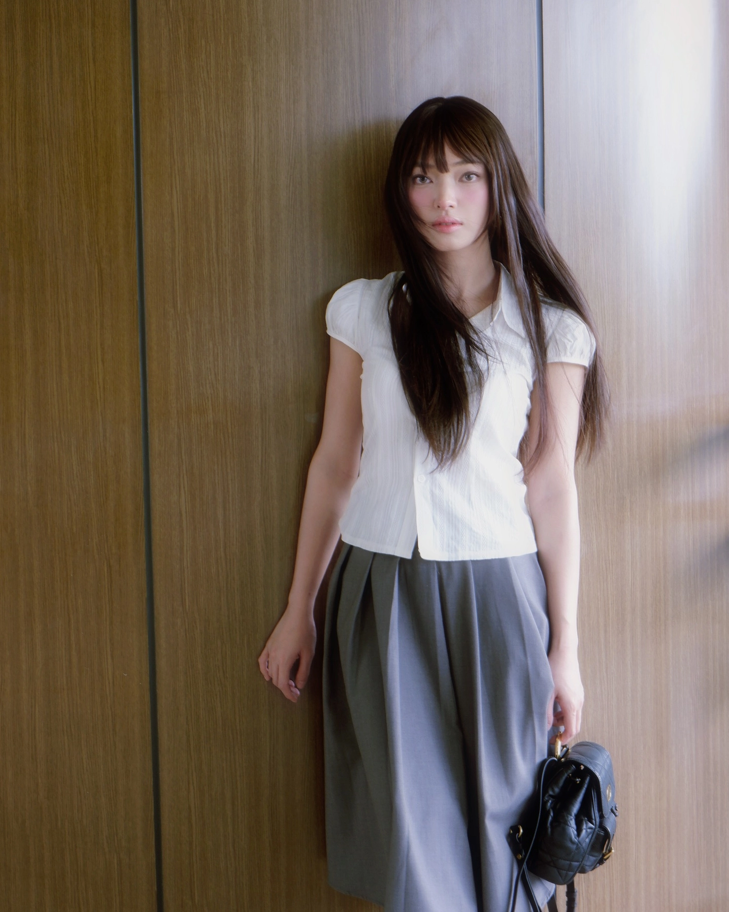 Nụ cười tươi tắn và vẻ đẹp rạng ngời của Châu Bùi thu hút mọi ánh nhìn