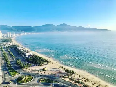 Ngắm nhìn ảnh biển Mỹ Khê Đà Nẵng bình yên và lãng mạn
