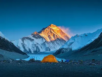 Khám phá đỉnh Everest hùng vĩ và cảnh quan núi non kỳ diệu