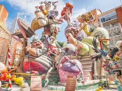 Khám phá lễ hội Las Fallas rực rỡ ở thành phố Valencia
