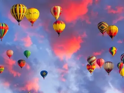Vẻ đẹp ngoạn mục tại lễ hội khinh khí cầu Albuquerque Mỹ