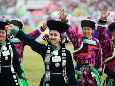Tìm hiểu ý nghĩa và phong tục độc đáo của lễ hội Naadam
