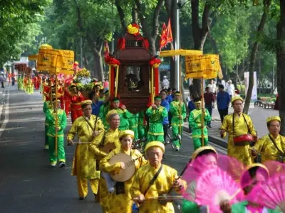 Trải nghiệm lễ hội truyền thống gắn liền với bản sắc văn hóa