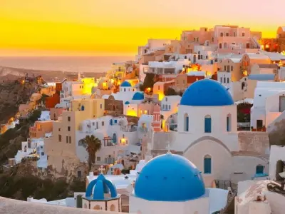 Chiêm ngưỡng Santorini thơ mộng và cảnh quan tuyệt sắc