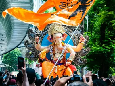 Khám phá lễ hội Ganesh Chaturthi với không khí náo nhiệt