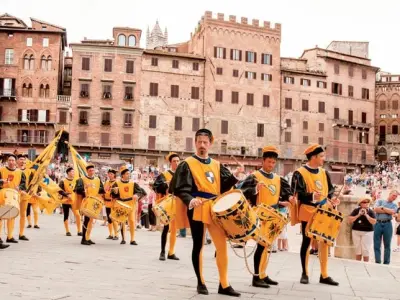 Lễ hội Palio di Siena và cuộc đua ngựa truyền thống Ý