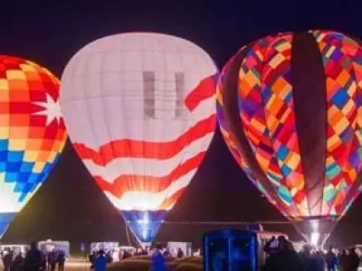 Lễ hội The Great Reno Balloon Race đầy sắc màu bầu trời