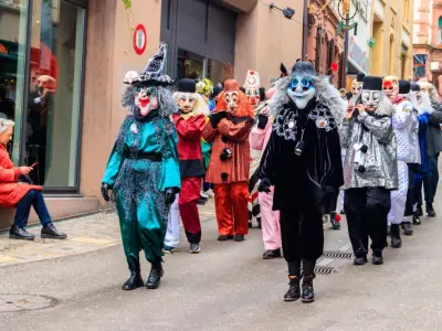 Lễ hội Basel Fasnacht nét văn hóa đặc sắc nhất Thụy Sĩ