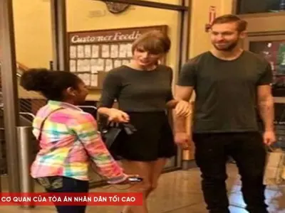 Trọn bộ hình ảnh Calvin Harris rũ bỏ áo sơ mi khoe vẻ ngoài nam tính đầy cuốn hút