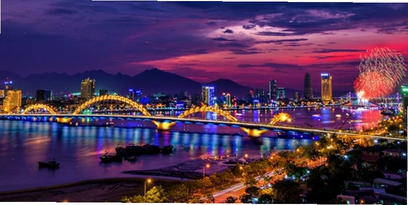Căn hộ Penthouse nhìn ra biển tại Paracel Hotel Da Nang