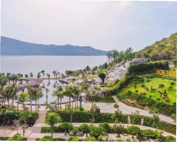 Cảnh quan thiên nhiên tươi đẹp tại khu du lịch sinh thái Sao Biển