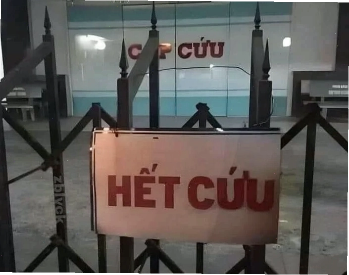 Còn cứu được meme nhìn mà muốn bật khóc vì tình huống trớ trêu