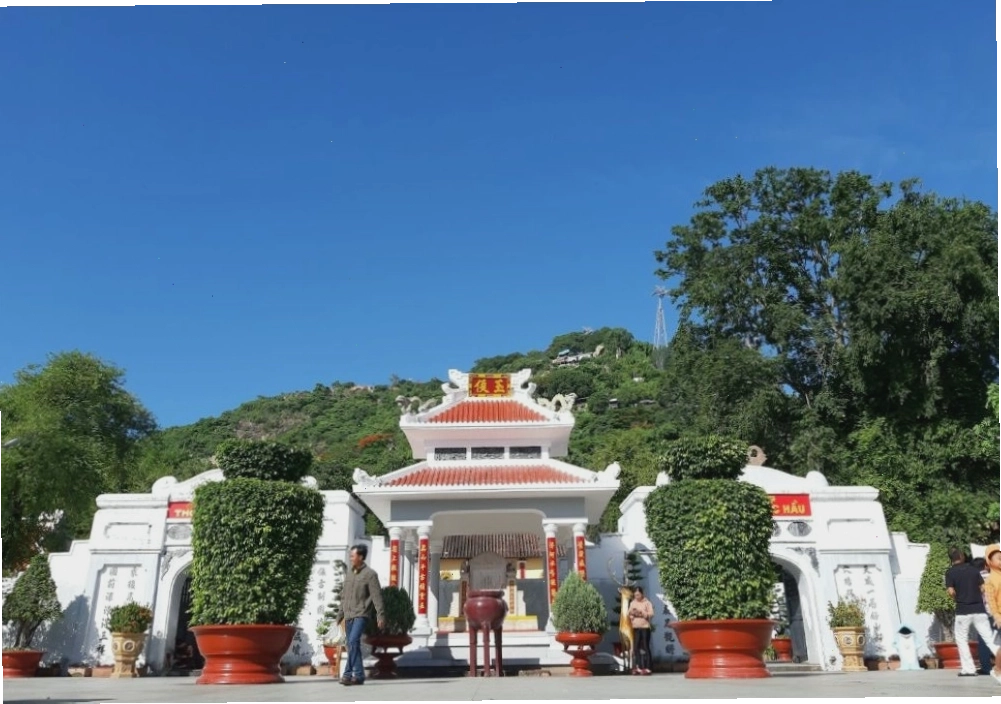 Món mắm Châu Đốc hấp dẫn