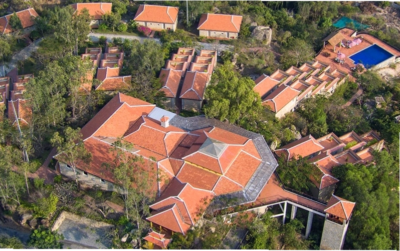 Phòng nghỉ tiện nghi tại Victoria Núi Sam Lodge