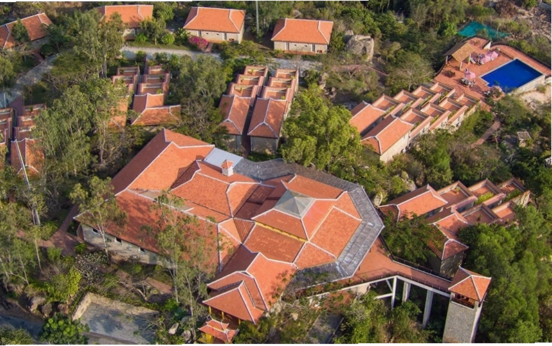 Phòng nghỉ tiện nghi và sang trọng tại Victoria Núi Sam Lodge