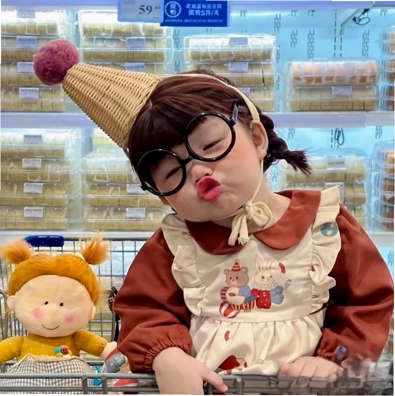 Tải ngay ảnh meme chu mỏ cute để comment chất hơn