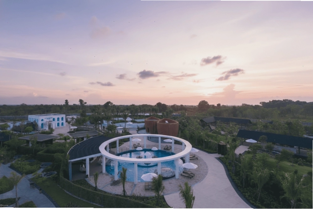 Trải nghiệm suối nước nóng Minera Bình Châu