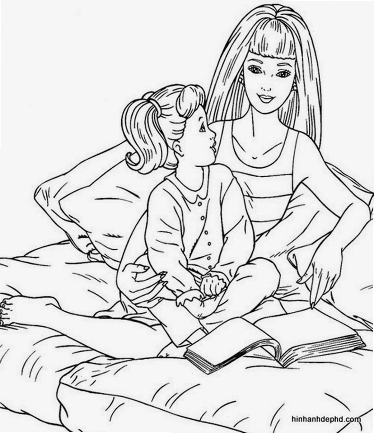 Tranh tô màu mẹ và bé gái với nhiều hình ảnh sinh động