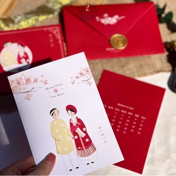 Thiệp cưới vẽ chibi cô dâu chú rể phong cách dễ thương