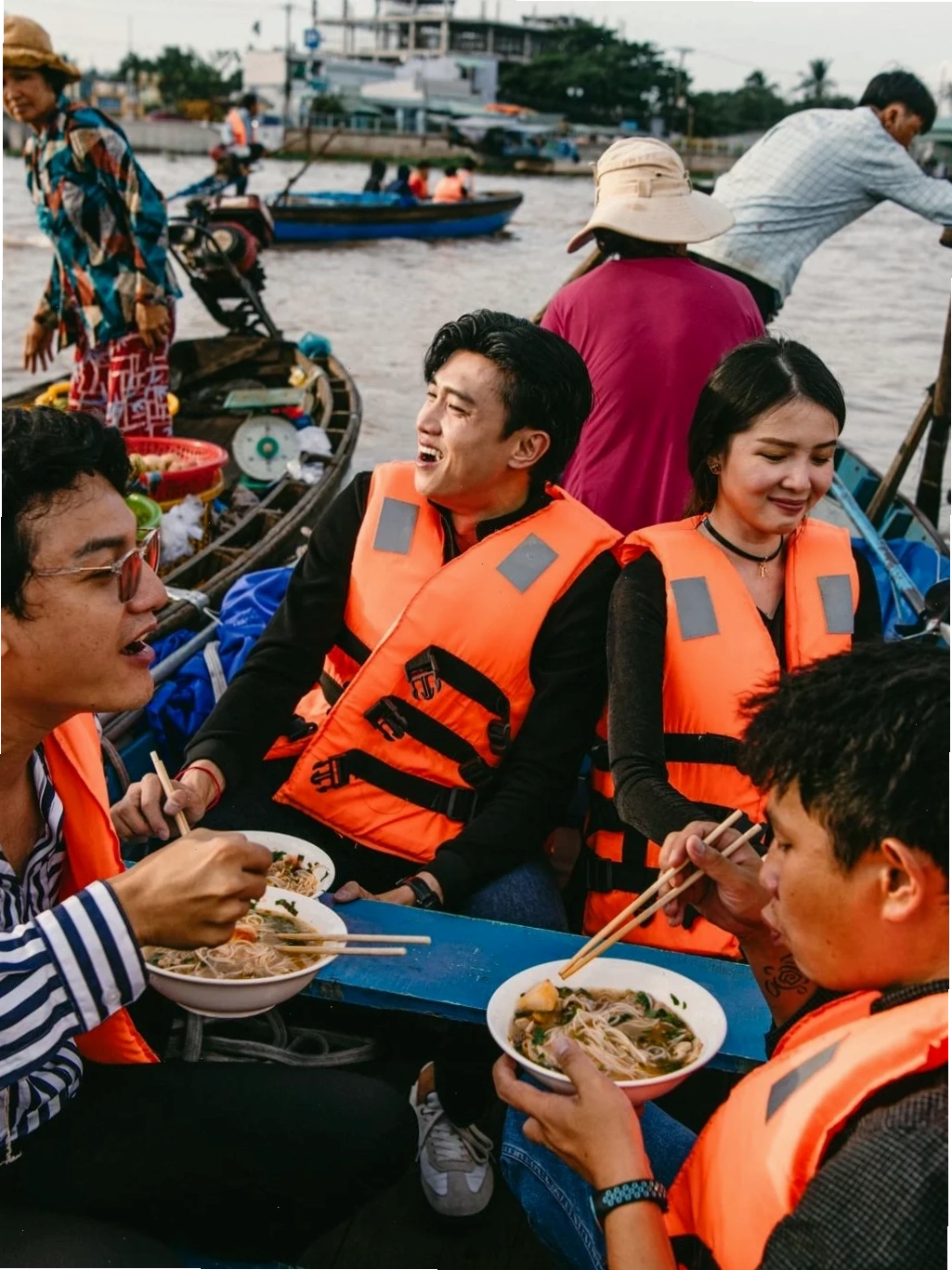 trải nghiệm ẩm thực miền Tây sông nước tại Cần Thơ