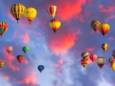 Vẻ đẹp ngoạn mục tại lễ hội khinh khí cầu Albuquerque Mỹ
