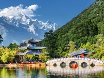 Khám phá phong cảnh Trung Quốc tuyệt đẹp và đầy sắc màu