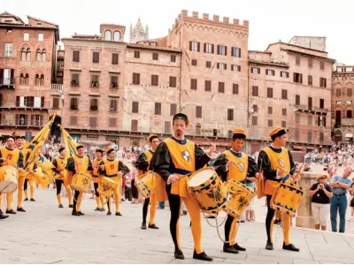 Lễ hội Palio di Siena và cuộc đua ngựa truyền thống Ý