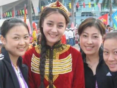 Chiêm ngưỡng bộ Ảnh Địch Lệ Nhiệt Ba quyến rũ nhất 2026