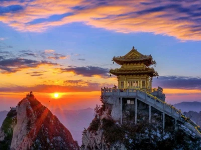 Khám phá Núi Nga Mi: Tuyệt tác thiên nhiên và tâm linh Trung Quốc