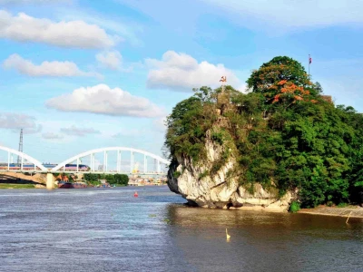 Khám phá Núi Non Nước Ninh Bình: Ngọn Núi Thơ Cổ